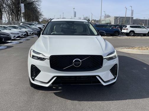 2026 Volvo XC60 B5 Ultra
