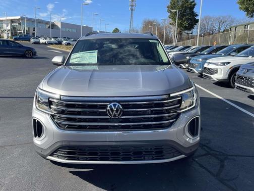 2026 Volkswagen Atlas 2.0T SE w/Technology 4MOTION