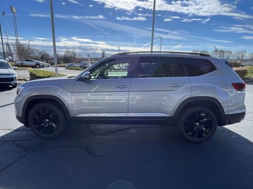 2026 Volkswagen Atlas 2.0T SE w/Technology 4MOTION