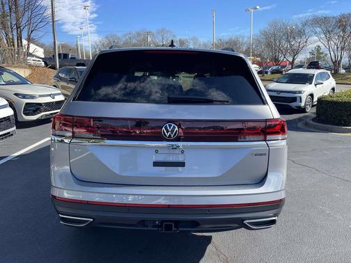 2026 Volkswagen Atlas 2.0T SE w/Technology 4MOTION