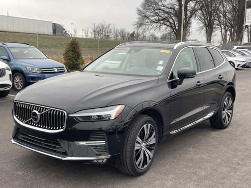 2023 Volvo XC60 B5 Plus Bright Theme