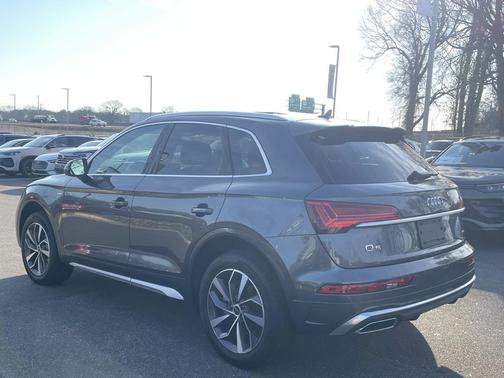 2023 Audi Q5 45 S line Premium Plus