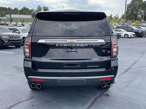 2024 Chevrolet Suburban Premier