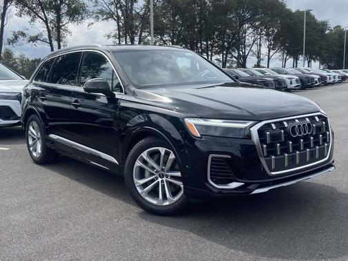2026 Audi Q7 55 Premium Plus