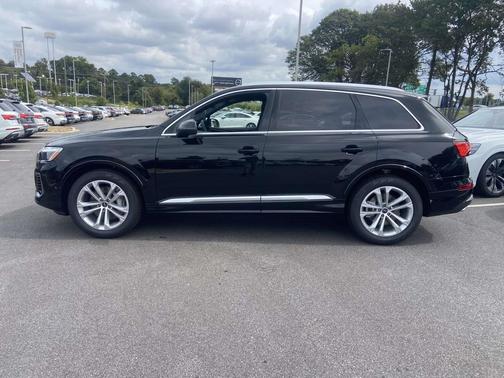 2026 Audi Q7 55 Premium Plus