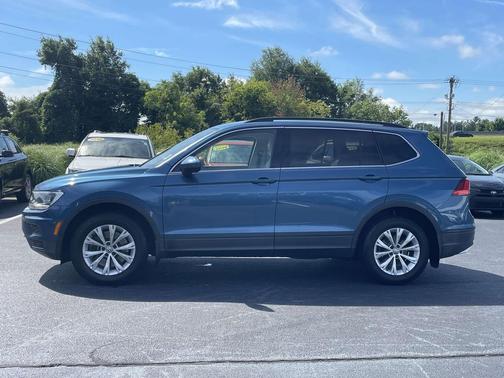 Blue 2019 Volkswagen Tiguan 2.0T SE