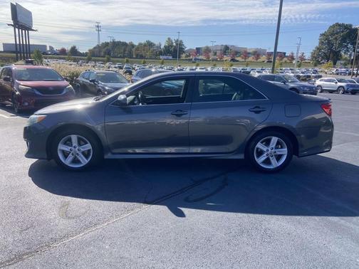 2013 Toyota Camry SE