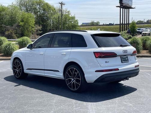 2023 Audi Q7 55 Prestige