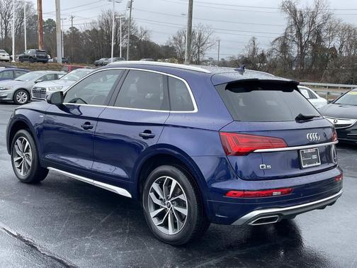 2022 Audi Q5 45 S line Premium Plus