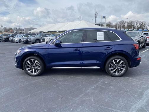 2022 Audi Q5 45 S line Premium Plus