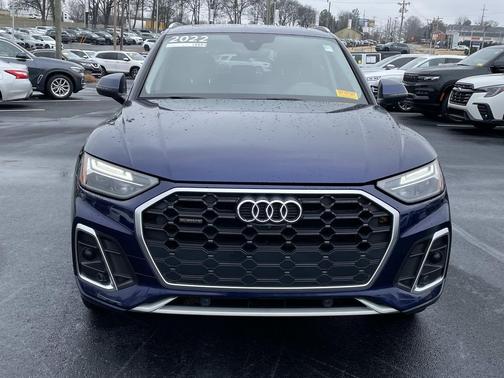 2022 Audi Q5 45 S line Premium Plus