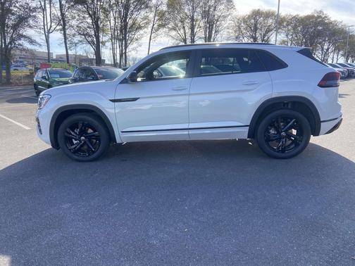 2026 Volkswagen Atlas Cross Sport 2.0T SEL