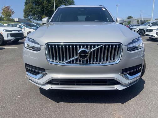 2024 Volvo XC90 B6 Ultimate Bright Theme 7-Seater