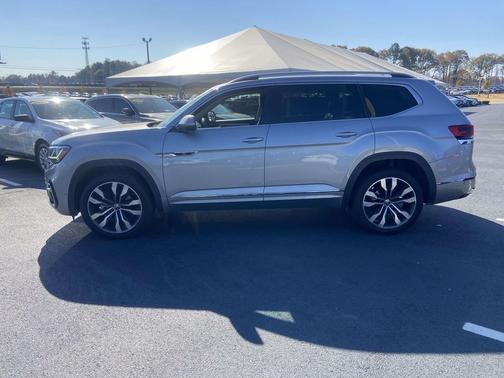 2021 Volkswagen Atlas 3.6L SEL Premium