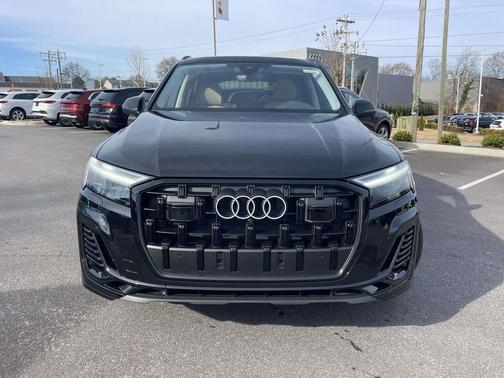 2026 Audi Q7 55 Premium Plus