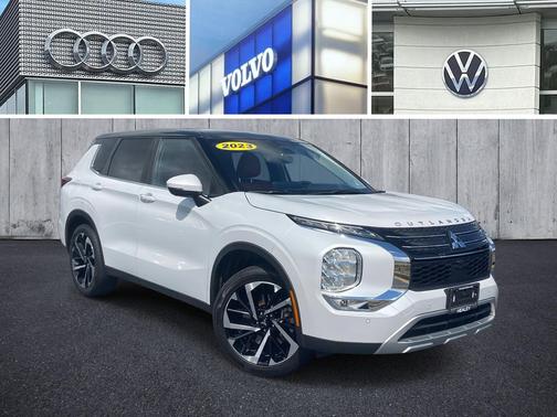 2023 Mitsubishi Outlander SE Special Edition 2WD