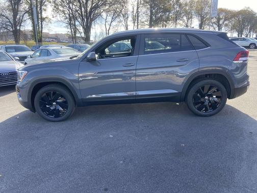 2026 Volkswagen Atlas Cross Sport 2.0T SE w/Technology 4MOTION