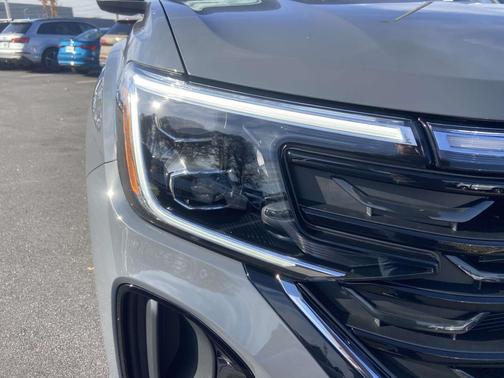 2026 Volkswagen Atlas Cross Sport 2.0T SE w/Technology 4MOTION