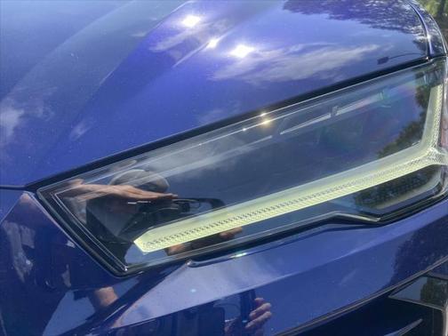 2021 Lamborghini Urus Graphite Capsule