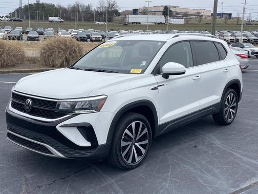 2023 Volkswagen Taos 1.5T SE