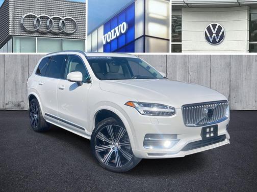 2023 Volvo XC90 Recharge Plug-In Hybrid T8 Plus 6-Seater