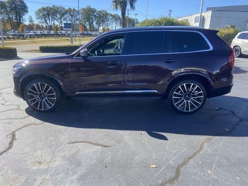 2025 Volvo XC90 B6 Ultra