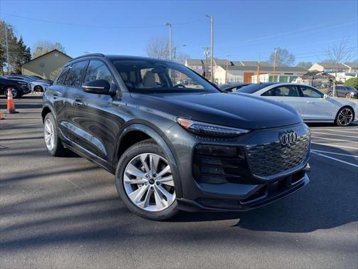 2025 Audi Q6 e-tron Premium Plus