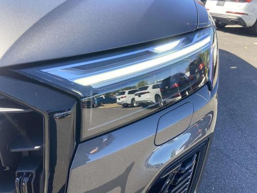 2026 Audi Q7 45 Premium Plus