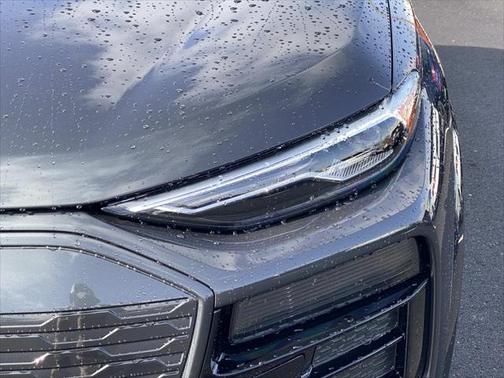 2025 Audi Q6 e-tron Premium