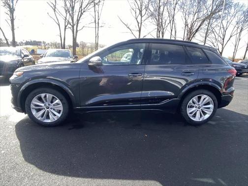 2025 Audi Q6 e-tron Premium