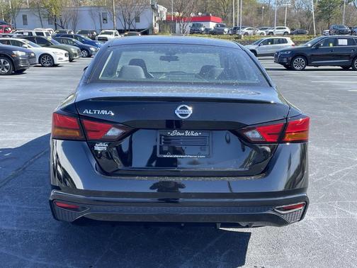 2022 Nissan Altima S FWD