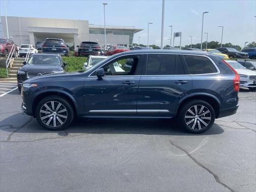 2024 Volvo XC90 B5 Plus Bright Theme