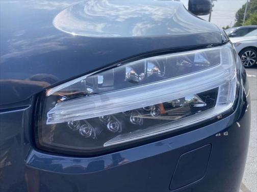 2024 Volvo XC90 B5 Plus Bright Theme