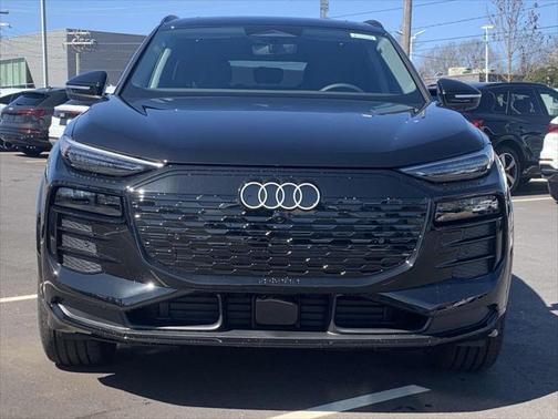 2025 Audi Q6 e-tron Premium Plus