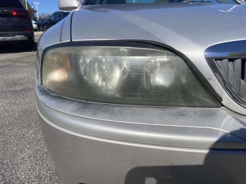 2004 Lincoln LS V8