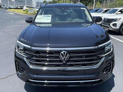 2025 Volkswagen Atlas 2.0T SEL Premium R-Line 4MOTION
