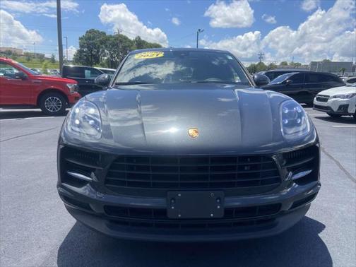 2021 Porsche Macan Base
