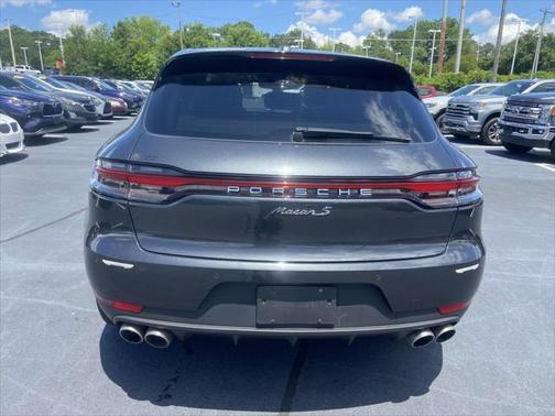 2021 Porsche Macan Base