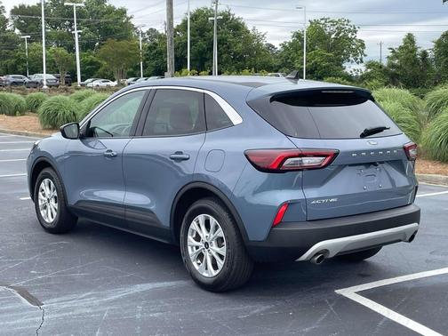 Vapor Blue Metallic 2024 Ford Escape Active