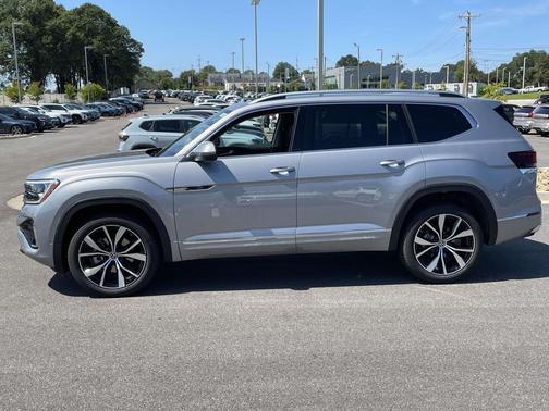 2026 Volkswagen Atlas 2.0T SEL Premium R-Line 4MOTION