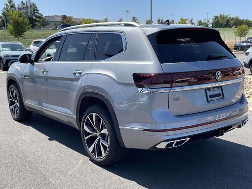 2026 Volkswagen Atlas 2.0T SEL Premium R-Line 4MOTION