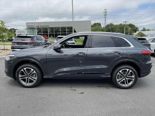 2025 Audi Q5 Premium Plus