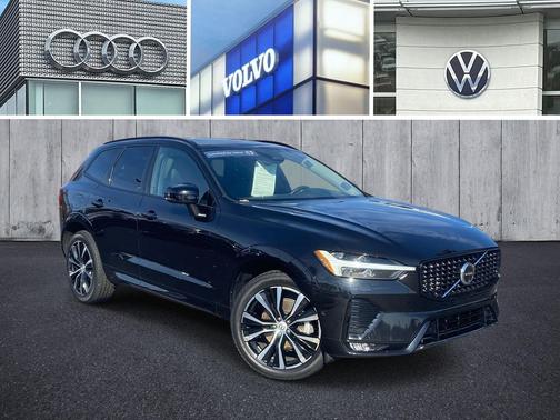 2024 Volvo XC60 B5 Plus Dark Theme
