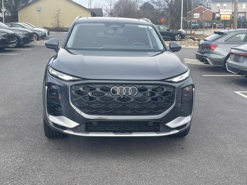2026 Audi Q3 S line