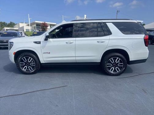 2023 GMC Yukon 4WD AT4