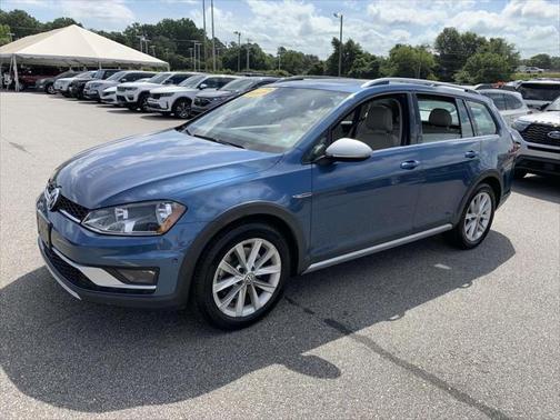 2017 Volkswagen Golf Alltrack TSI SE