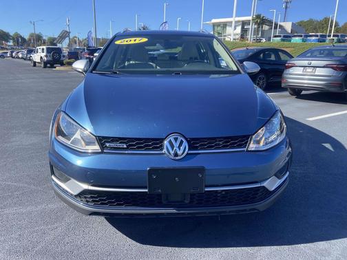 2017 Volkswagen Golf Alltrack TSI SE