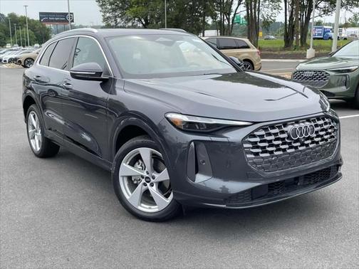 2025 Audi Q5 Premium Plus