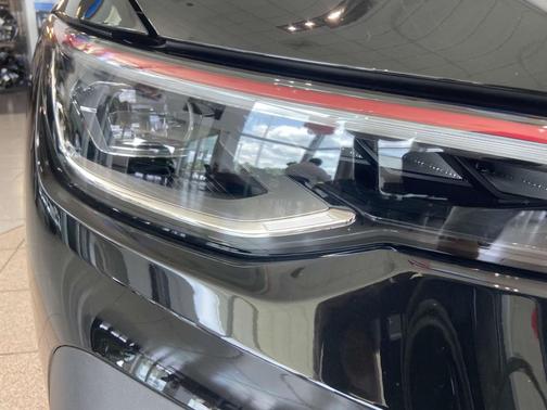 2025 Volkswagen Golf GTI 2.0T SE DSG