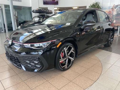 2025 Volkswagen Golf GTI 2.0T SE DSG